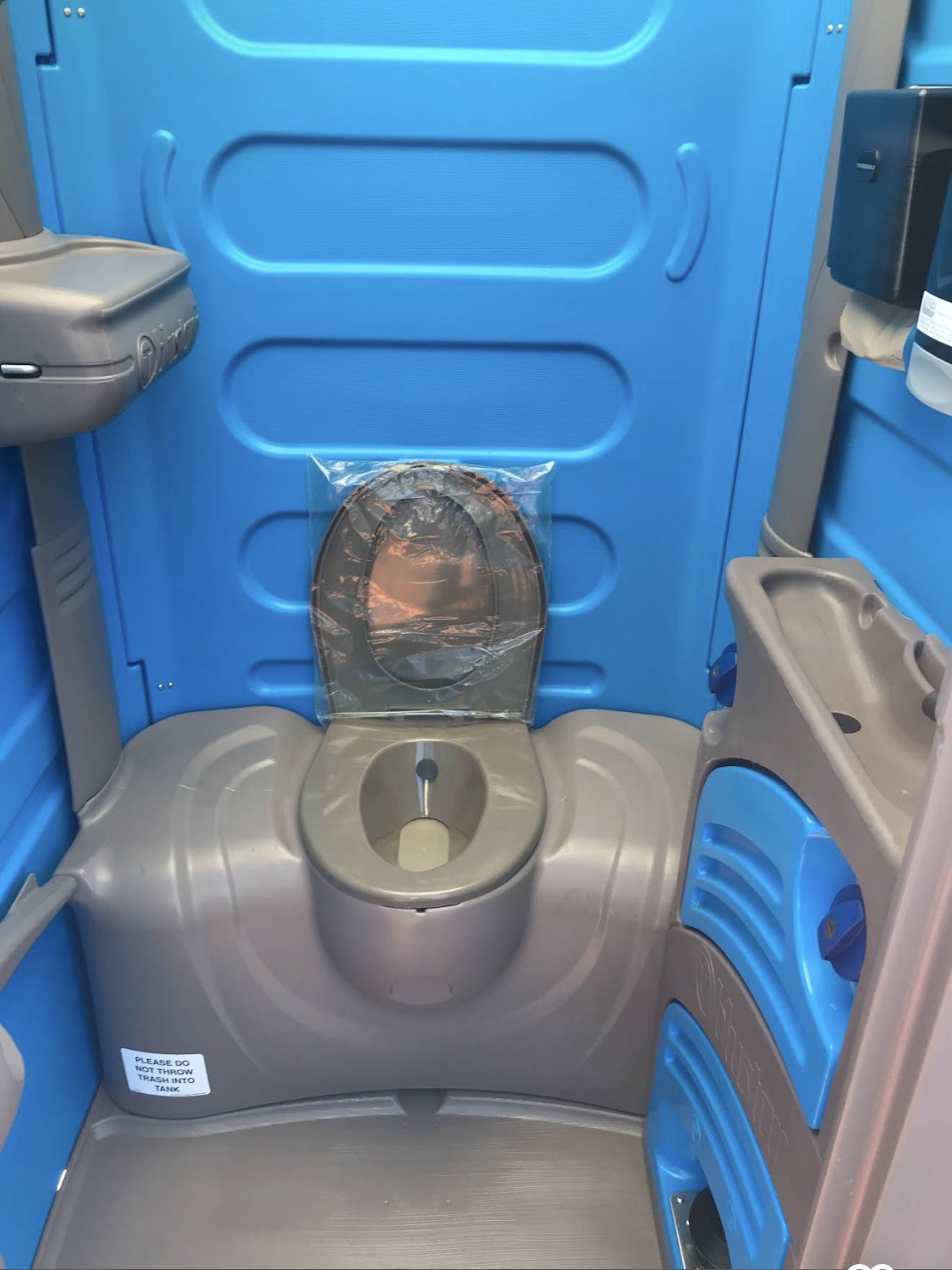 BAR Deluxe Event Porta Potty